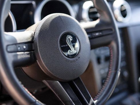 Used 2007 Ford Mustang Shelby GT500 RWD image 19