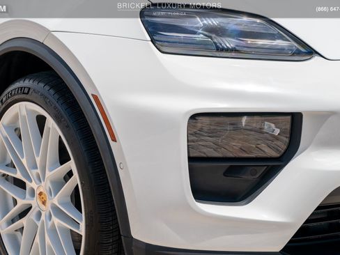 Used 2024 Porsche Macan 4 Electric AWD/4WD image 53