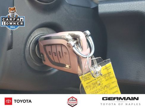 Used 2024 Toyota Camry SE FWD image 33