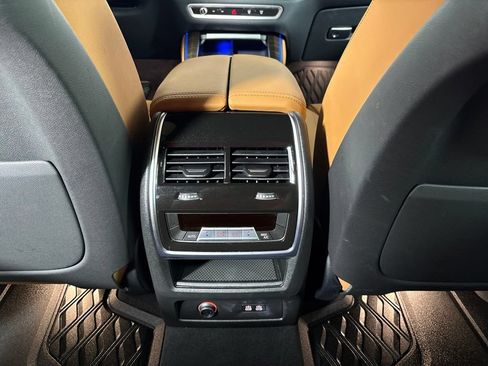 Certified 2024 BMW X5 sDrive40i w/ Premium Package RWD image 32