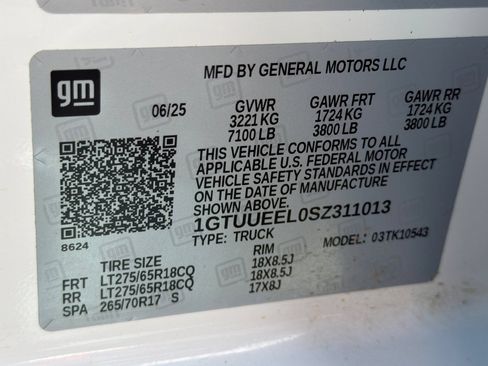Used 2025 GMC Sierra 1500 AT4 AWD/4WD image 35