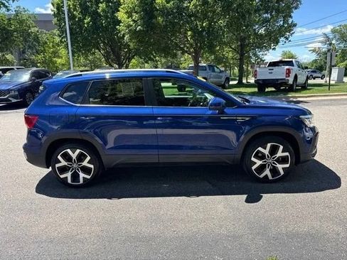 Used 2023 Volkswagen Taos SEL AWD/4WD image 7