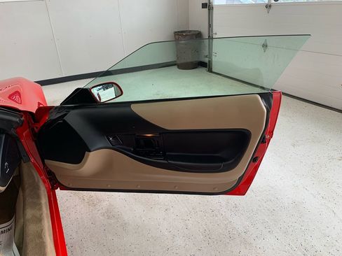 Used 1996 Chevrolet Corvette Convertible image 32