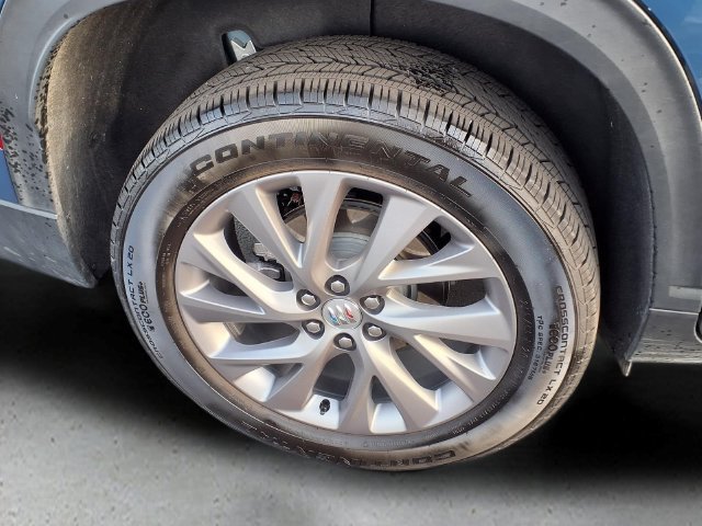 Used 2026 Buick Enclave Preferred w/ Power Package FWD image 9