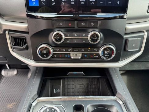 Certified 2024 Ford Expedition Max XLT image 20