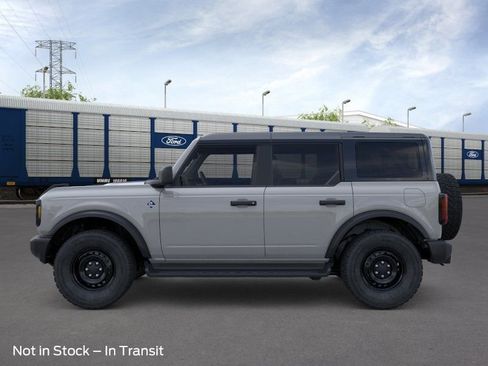 New 2026 Ford Bronco Outer Banks AWD/4WD image 3