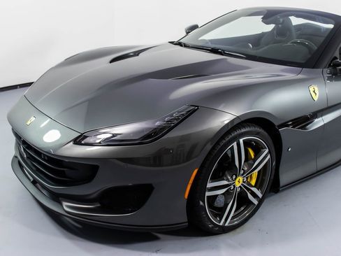 Certified 2019 Ferrari Portofino image 30
