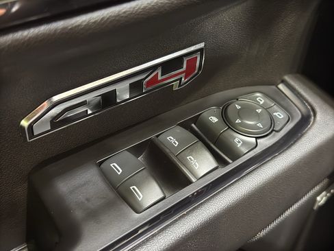 Used 2022 GMC Sierra 1500 AT4 w/ AT4 Premium Package image 40