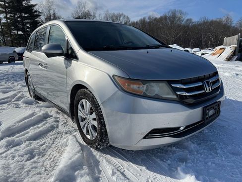 Used 2015 Honda Odyssey EX image 7