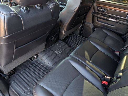 Used 2016 RAM 2500 Laramie w/ Convenience Group image 18