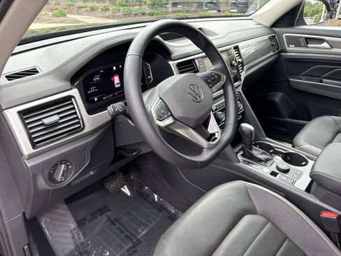 Used 2021 Volkswagen Atlas SEL Premium AWD/4WD image 18