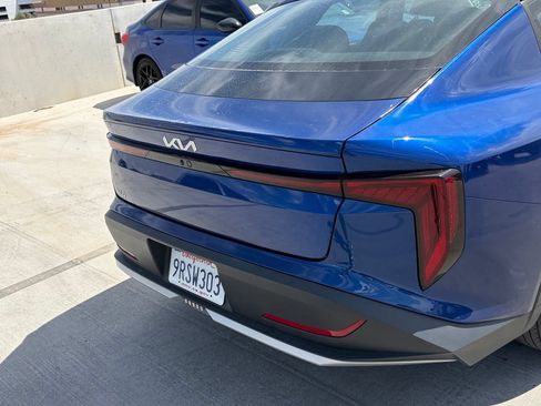 Used 2025 Kia K4 FWD image 4