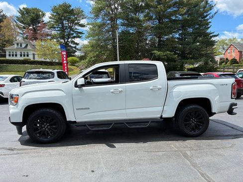 Used 2022 GMC Canyon Elevation w/ Elevation Premium Package AWD/4WD image 11