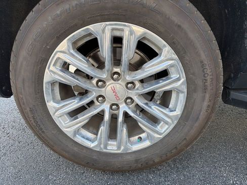 Used 2021 GMC Yukon SLT w/ SLT Premium Package image 7