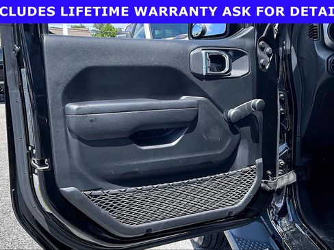 Used 2023 Jeep Wrangler Sport AWD/4WD image 20