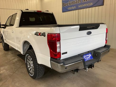 Used 2020 Ford F250 Lariat w/ Lariat Ultimate Package AWD/4WD image 3