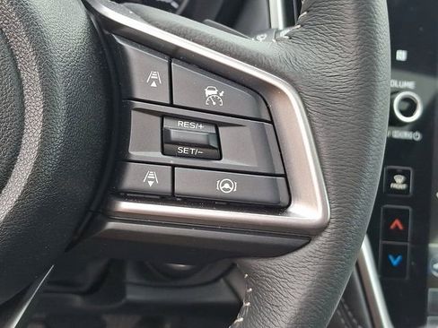 Used 2025 Subaru Outback Premium AWD/4WD image 23
