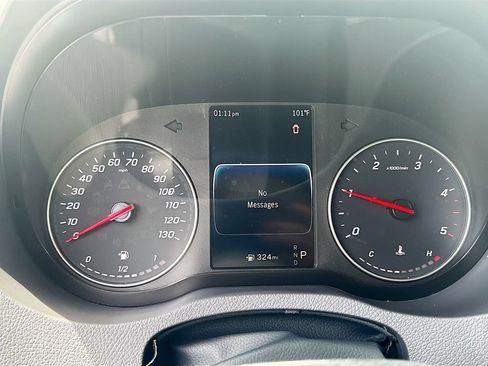 Used 2025 Mercedes-Benz Sprinter 2500 image 32