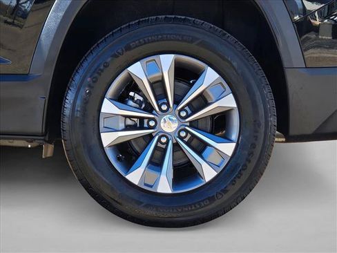 New 2026 Chevrolet Equinox LT FWD image 10
