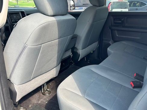 Used 2018 RAM 3500 Tradesman w/ Chrome Appearance Group AWD/4WD image 11