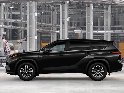 New 2026 Toyota Highlander XLE AWD/4WD image 6