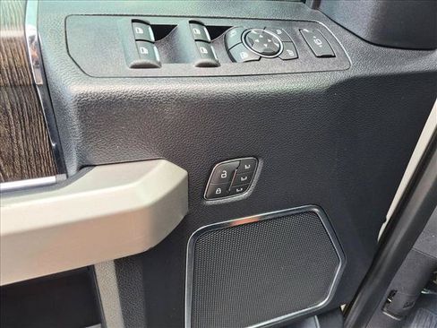 Used 2020 Ford F250 Lariat AWD/4WD image 16