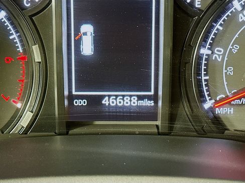 Used 2024 Toyota 4Runner SR5 image 19