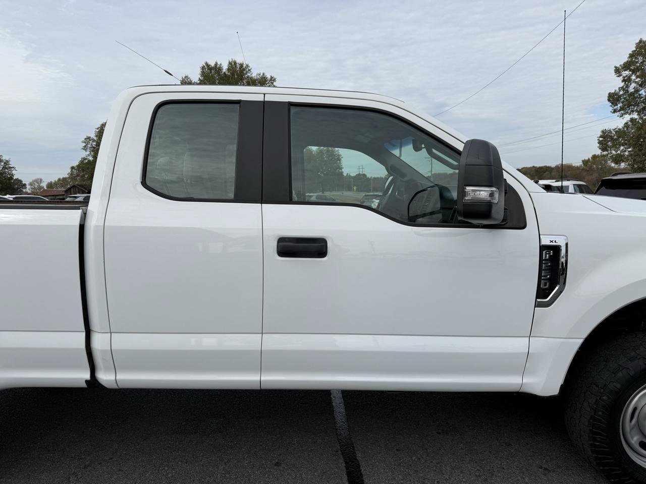 Used 2017 Ford F250 XL w/ Power Equipment Group AWD/4WD image 33