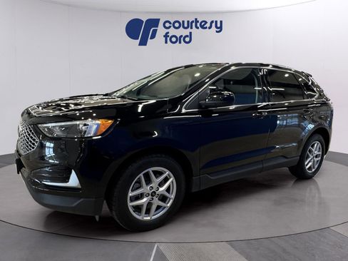 Certified 2024 Ford Edge SEL image 4