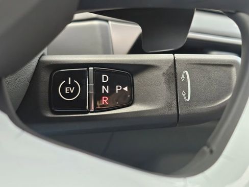 New 2026 Kia EV9 Wind image 23