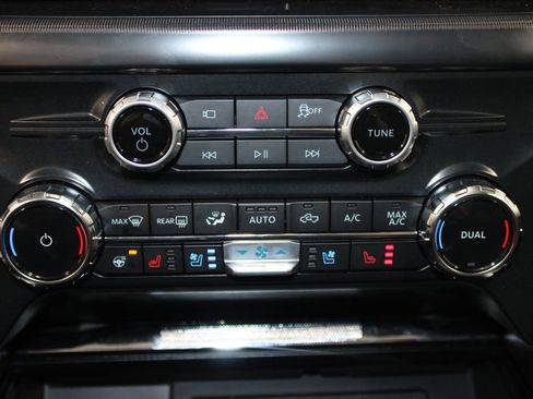 New 2025 Ford F150 Platinum w/ Equipment Group 702A High image 49