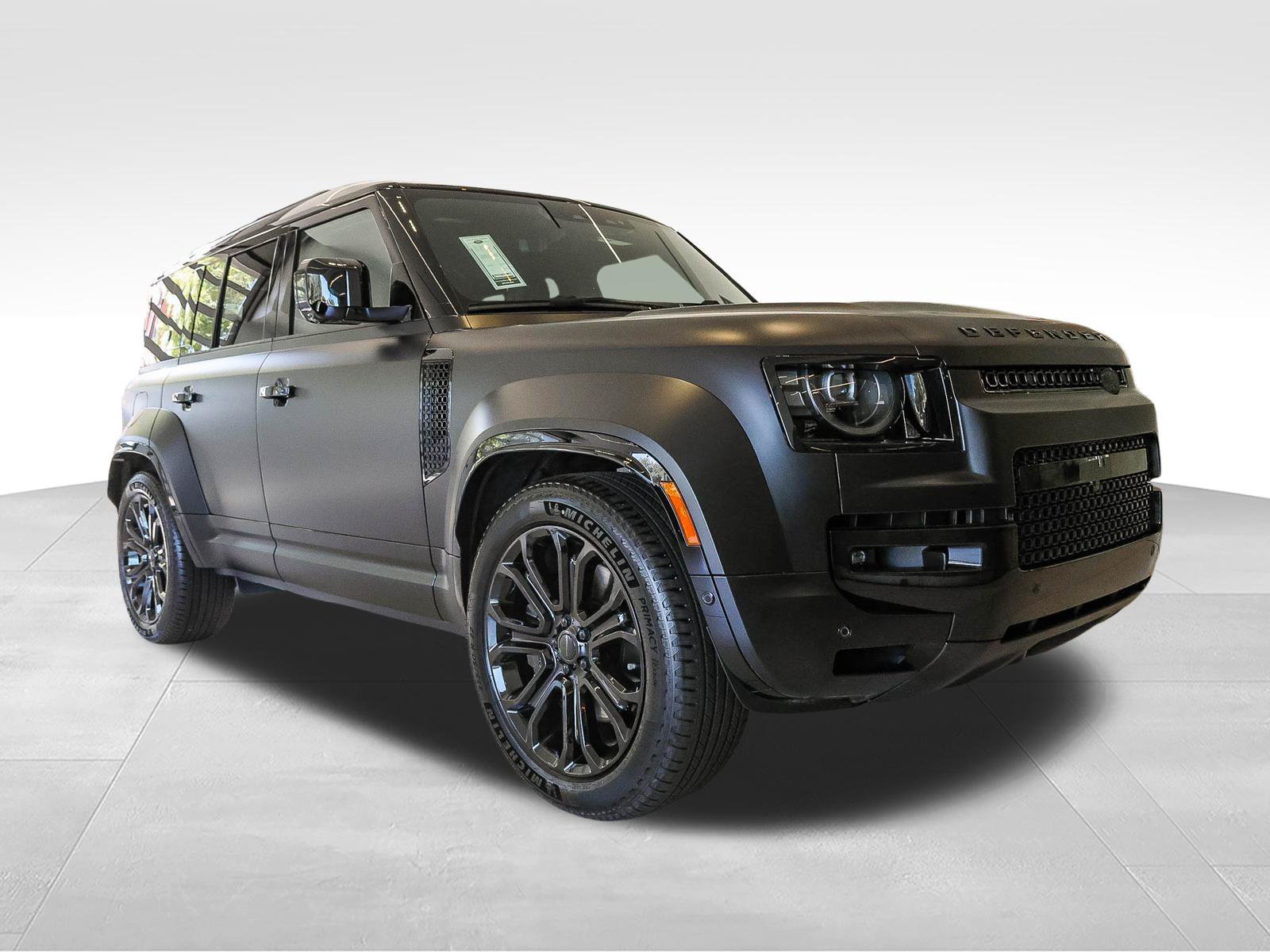 New 2026 Land Rover Defender 110 AWD/4WD image 3