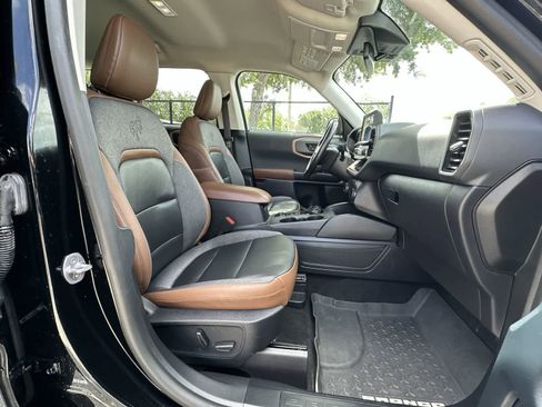 Used 2023 Ford Bronco Sport Outer Banks image 9