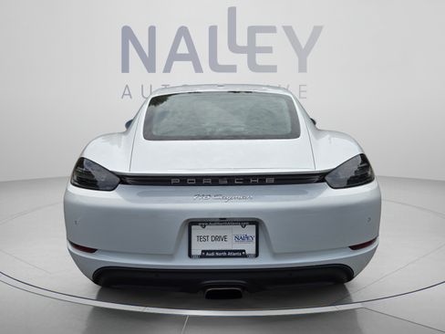 Used 2018 Porsche 718 Cayman RWD image 4