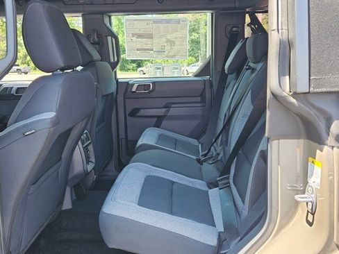 New 2025 Ford Bronco 4-Door w/ Sasquatch Package AWD/4WD image 7