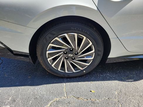 New 2026 Hyundai Sonata Limited FWD image 5