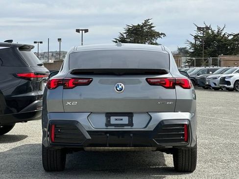 Used 2025 BMW X2 xDrive28i w/ M Sport Package image 5