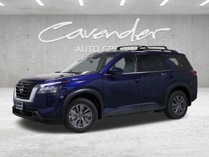 New 2025 Nissan Pathfinder SV