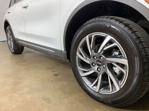 Used 2024 Lincoln Corsair FWD image 6