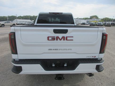 New 2026 GMC Sierra 2500 AT4 w/ AT4 Premium Plus Package AWD/4WD image 6
