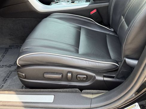 Used 2018 Acura TLX V6 SH-AWD w/ Technology Pkg image 18