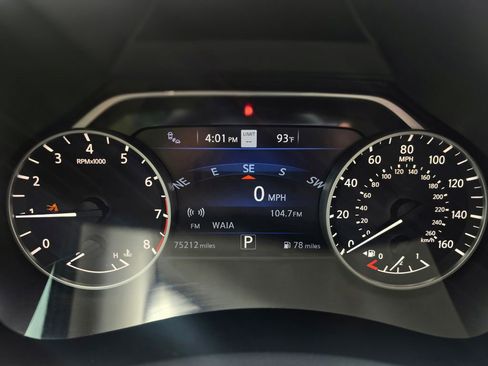Used 2020 Nissan Murano SL w/ Moonroof Package AWD/4WD image 17