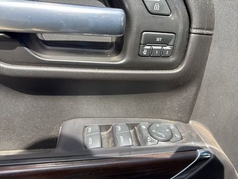 Used 2021 GMC Sierra 1500 SLT image 12