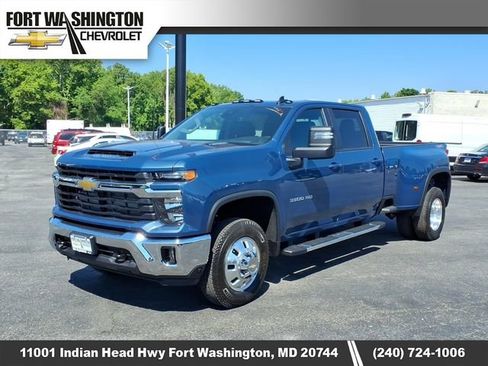New 2026 Chevrolet Silverado 3500 LT w/ Leather Package AWD/4WD image 5