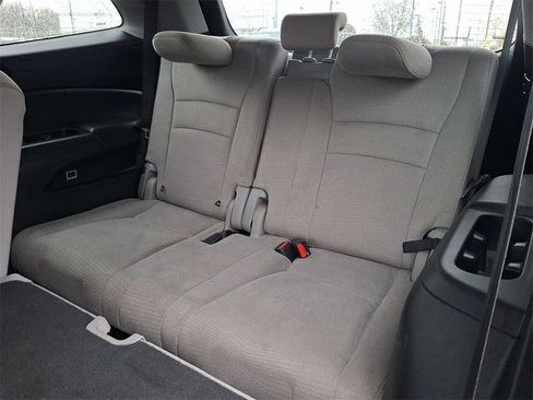 Used 2016 Honda Pilot LX image 13