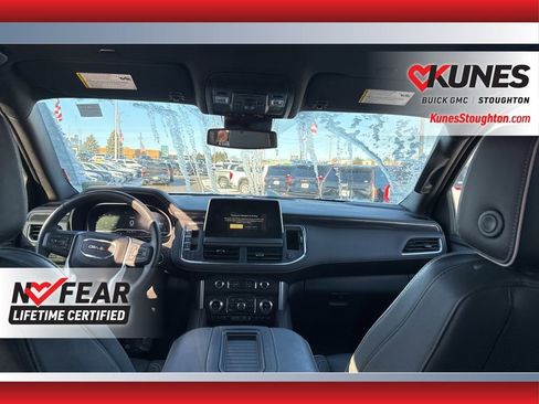 Used 2024 GMC Yukon SLT image 31