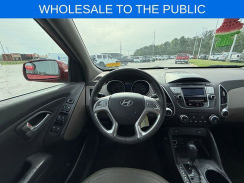 Used 2013 Hyundai Tucson GLS image 14