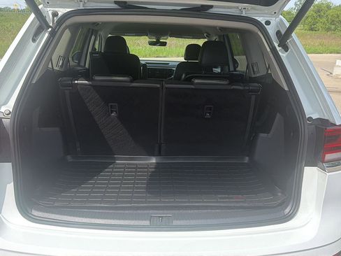 Used 2023 Volkswagen Atlas SE AWD/4WD image 11