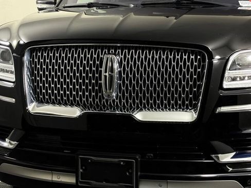 Used 2020 Lincoln Navigator L Reserve w/ Luxury Package AWD/4WD image 12