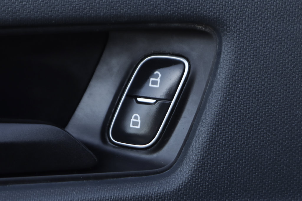 Used 2024 Ford Maverick XLT FWD image 17